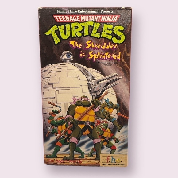 Teenage Mutant Ninja Turtles “The Shredder is Splintered” VHS - Picture 1 of 2